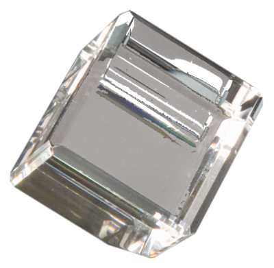 1 1/2" x 1 1/2" Crystal Cube