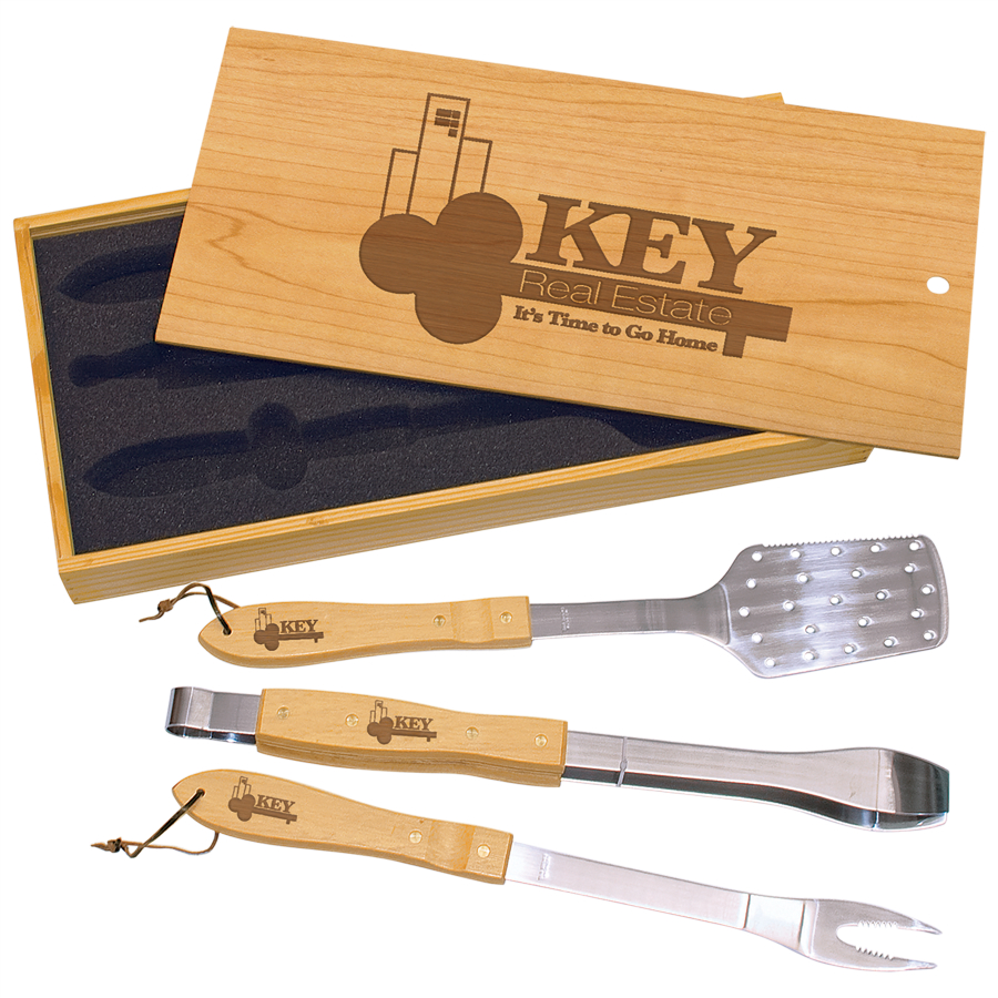 3-Piece BBQ Set in Wooden Pine Box, engraving included